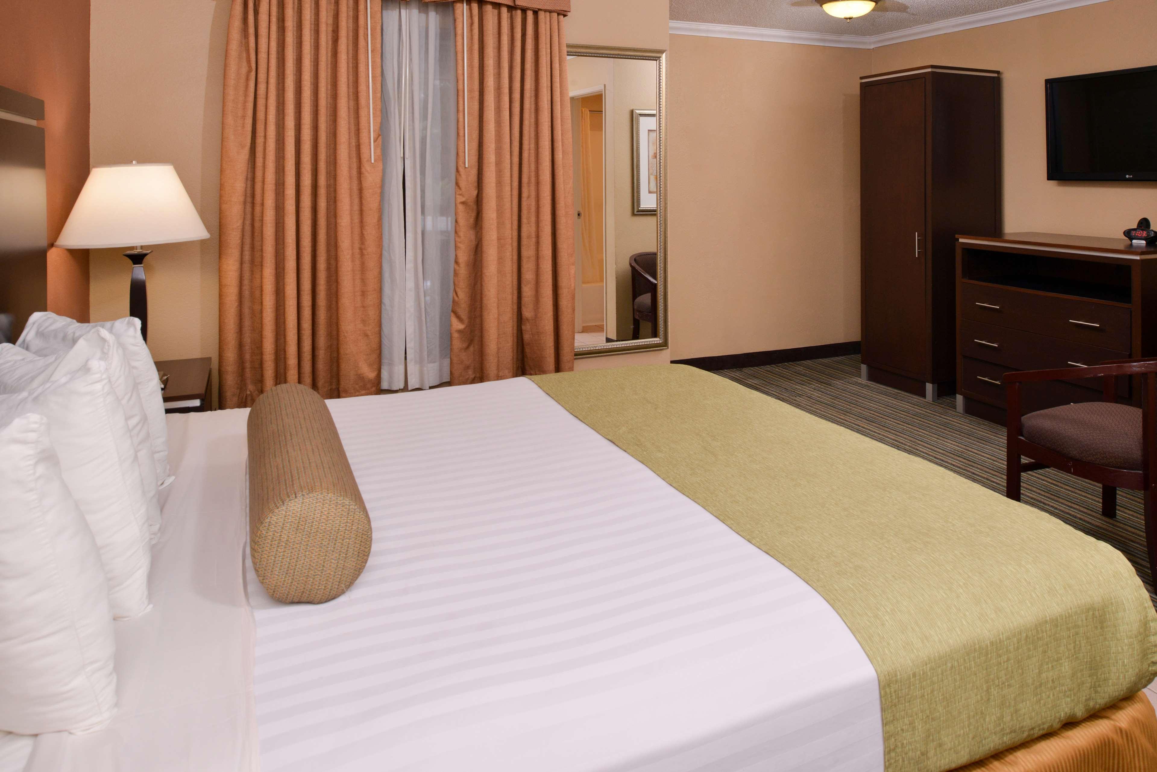 Best Western Courtesy Inn Hotel - Anaheim Resort At The Park Esterno foto