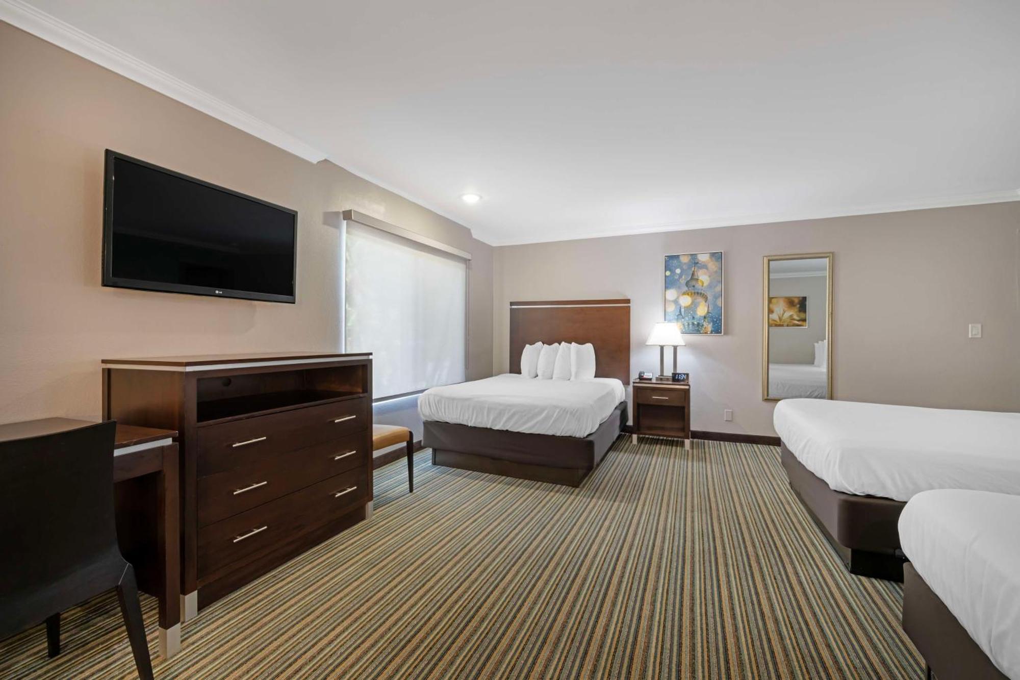 Best Western Courtesy Inn Hotel - Anaheim Resort At The Park Esterno foto