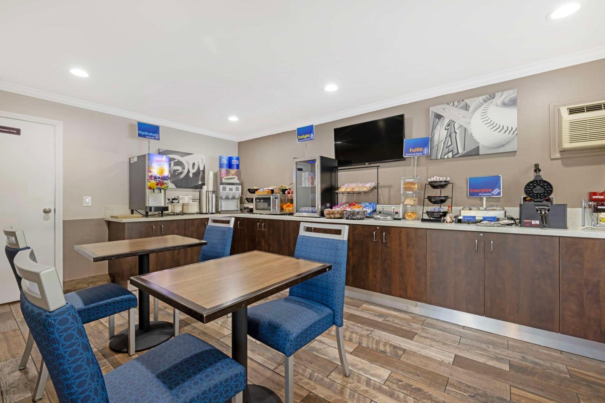 Best Western Courtesy Inn Hotel - Anaheim Resort At The Park Esterno foto